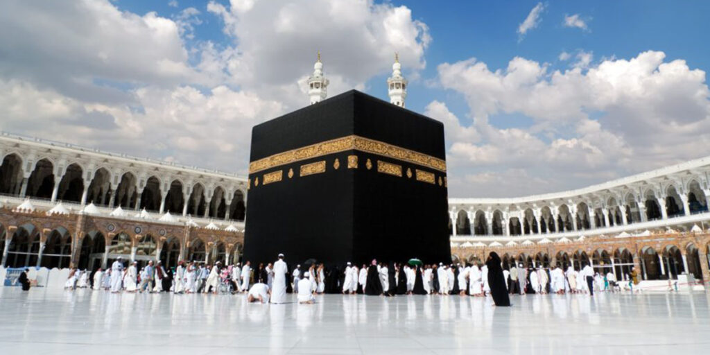 Update: Saudi Arabia Now  Requires Haj Pilgrims To  Get The COVID-19 Vaccine