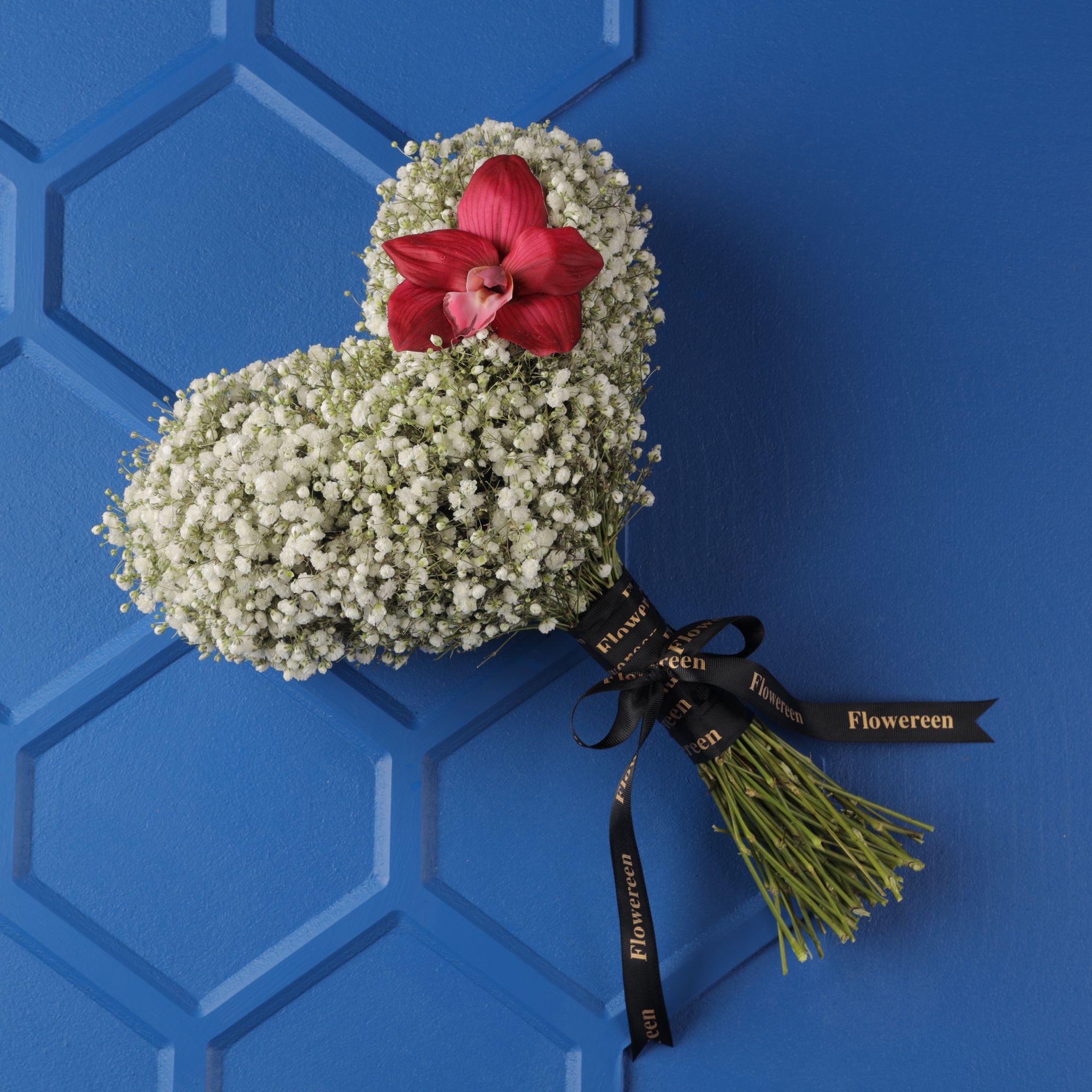 Here Are 10 Spots You Can Get Your Valentine’s Day Flowers From In